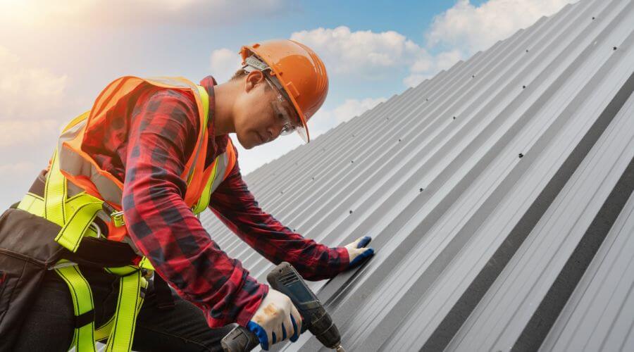 Professional metal roof installation in Milam, TX